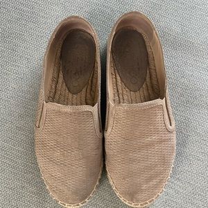 Jimmy Choo Dawn Suede Espadrille Sneaker slip on light gold size 37 EU 6.5 US